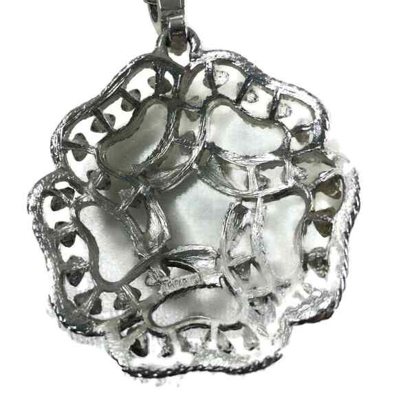 Vintage Trifari Necklace Ornate Medallion Silvertone Chain Womens‎ Jewelry Gift - Picture 4 of 6